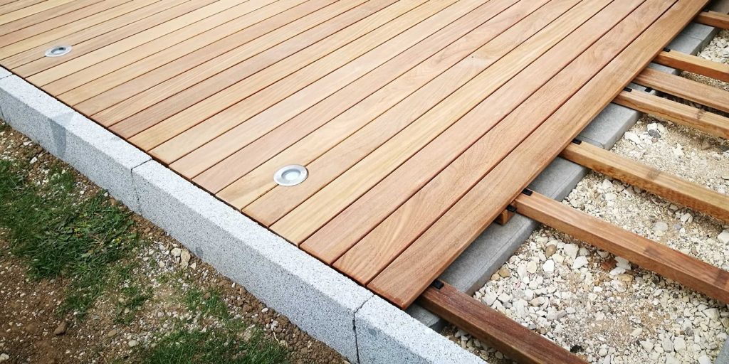 Holzterrasse verlegen