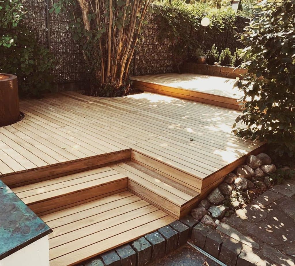 Decking in teak 95mm, terrazza in legno Berlino